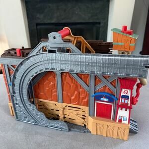 Thomas & Friends Misty Island Adventure Take-n-Play Fold-Out Playset Mattel